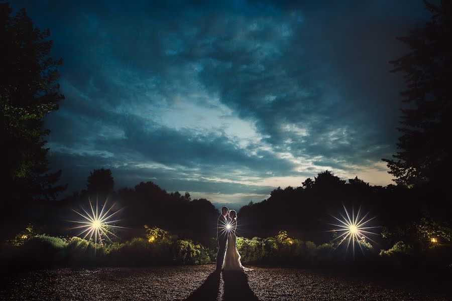 Fotógrafo de casamento Jonathan Coates (jscoates). Foto de 5 de agosto 2016