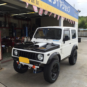 ジムニー JA11V