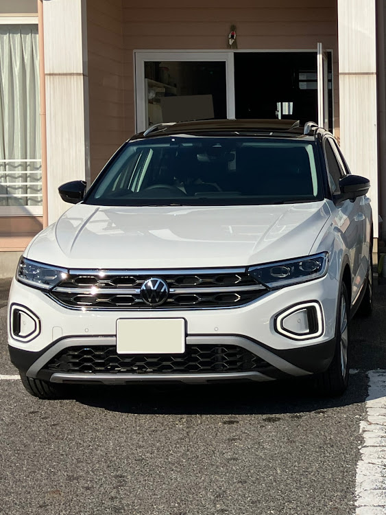 T-ロックのサンルーフのある生活・納車されました・フォルクスワーゲンのある生活に関するカスタム事例の投稿画像1枚目