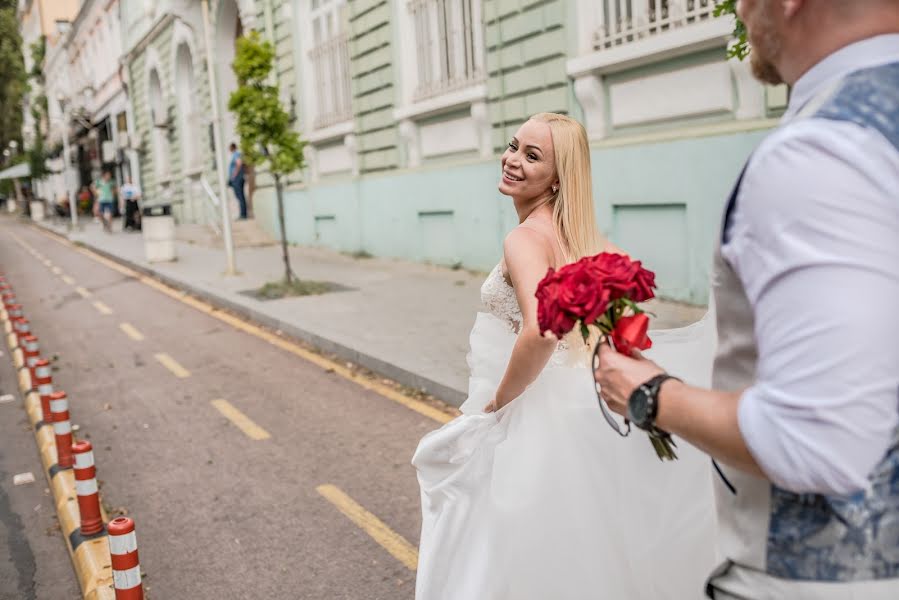 Fotógrafo de casamento Simeon Uzunov (simeonuzunov). Foto de 17 de outubro 2022