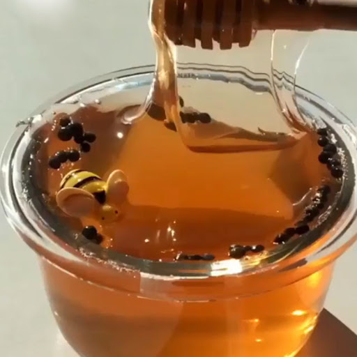Title 5, Honey Mud Bee Crystal Clay for Decompression, S...