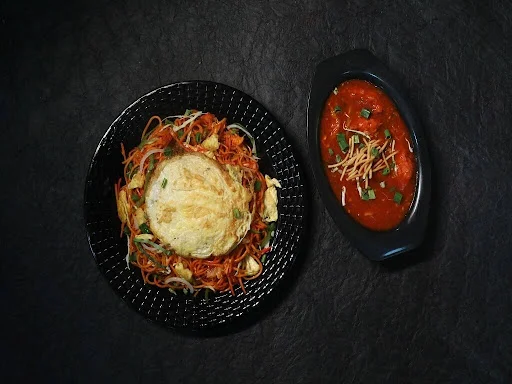 Schezwan Noodles With Chicken Gravy (Combo)