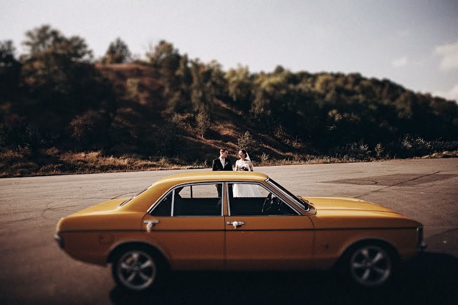 Fotógrafo de casamento Denis Polulyakh (poluliakh). Foto de 1 de junho 2017