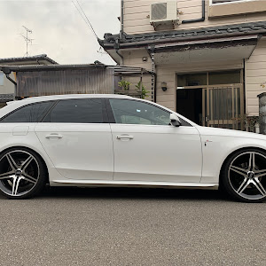 A4 アバント 2.0 TFSI