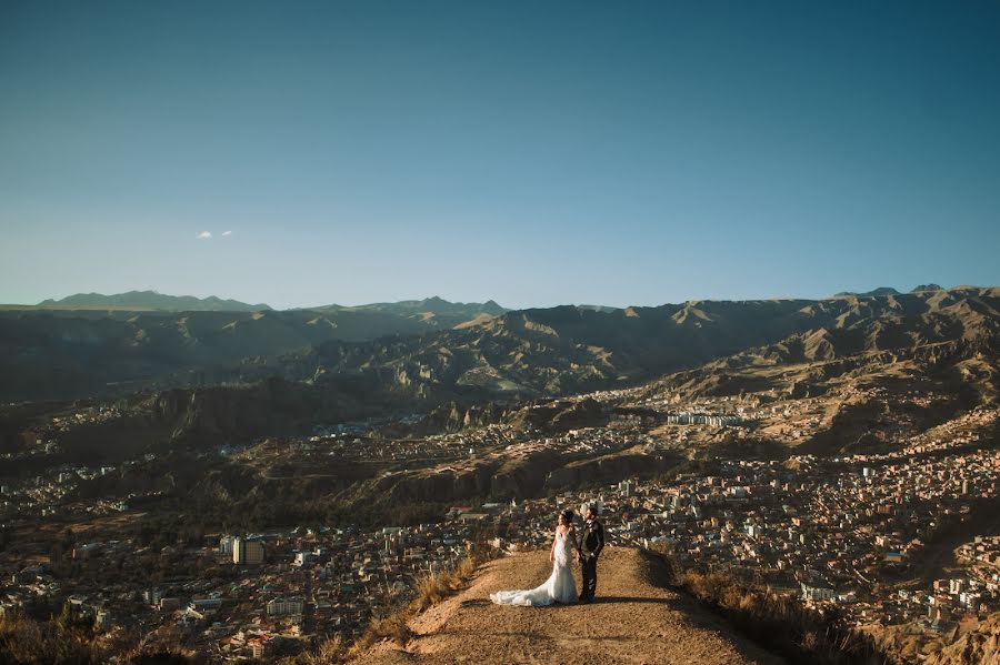 Fotografo di matrimoni Valery Garnica (focusmilebodas2). Foto del 10 ottobre 2022