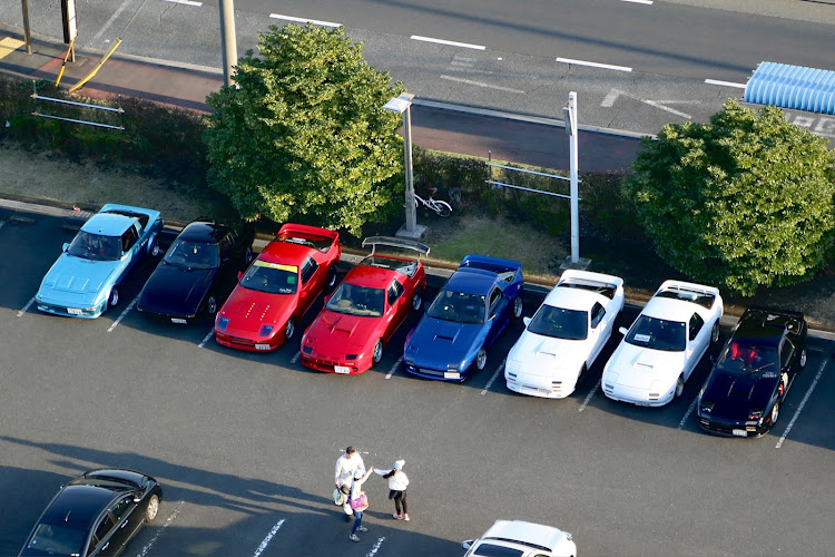 RX-7のサバンナRX-7・大編隊・感無量です・川崎マリエンに関するカスタム事例の投稿画像11枚目