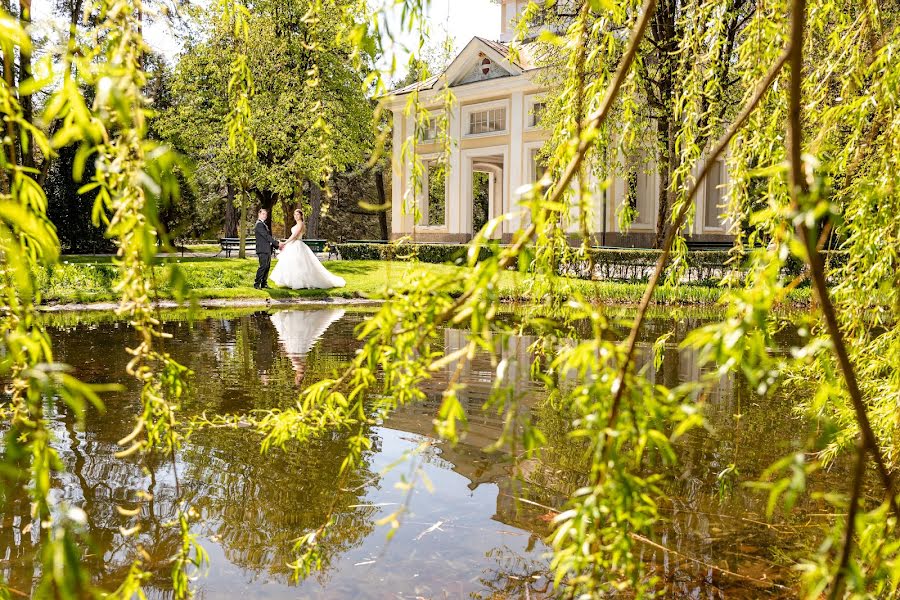 結婚式の写真家Victor Malyshev (fototirol)。2018 4月15日の写真