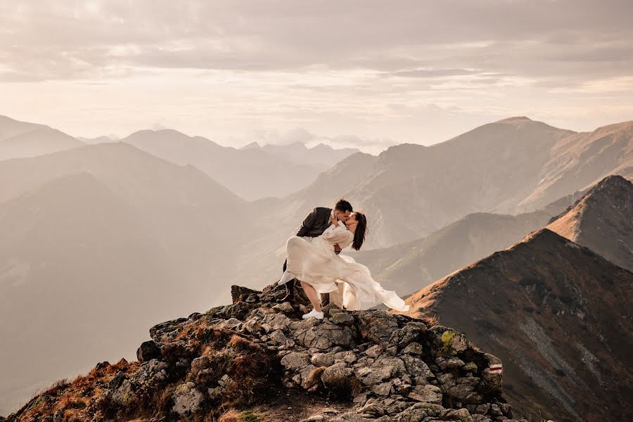 Fotografo di matrimoni Robert Bereta (robertbereta). Foto del 24 novembre 2023