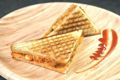 Paneer Tikka Grilled Sandwich