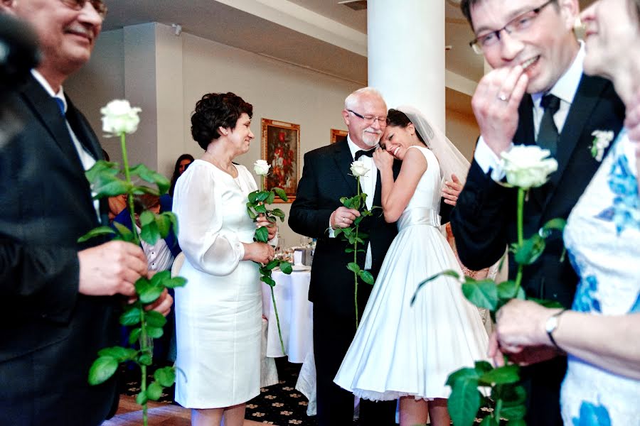 結婚式の写真家Michał Dzido (yesidonetpl)。2017 12月17日の写真