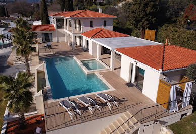 Villa with pool 16