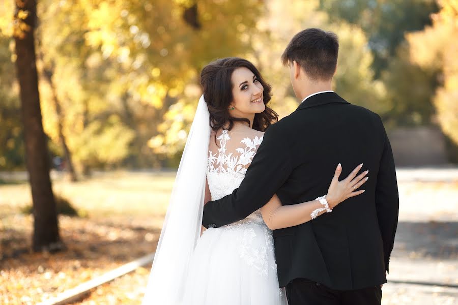 Fotografo di matrimoni Olga Rudenko (rudenkoolya). Foto del 12 novembre 2018