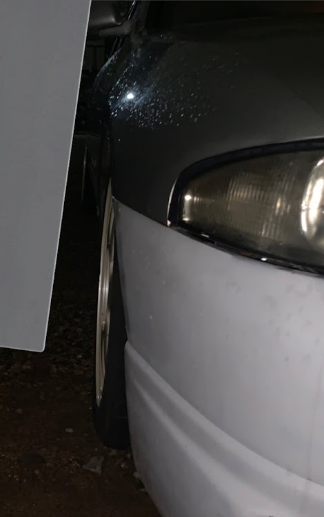 スカイラインのR33セダンの部・スカイライン・VS6・爺DM・ホイール交換に関するカスタム事例の投稿画像5枚目