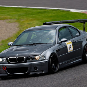 M3 クーペ CSL