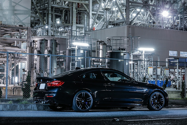 ボクスターの987ボクスター・ポルシェボクスター・オープンカーのある生活・BMW・工場夜景に関するカスタム事例の投稿画像8枚目