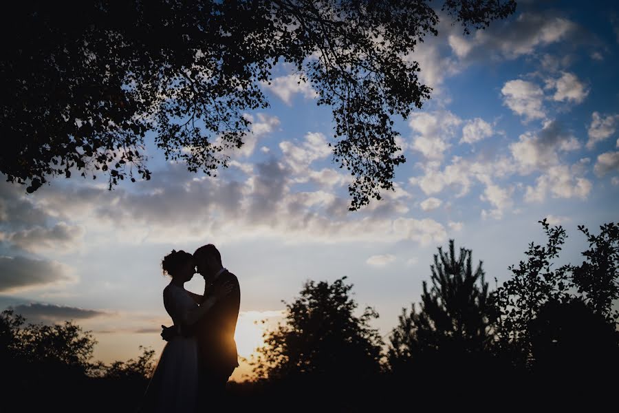 Fotógrafo de casamento Ondrej Cechvala (cechvala). Foto de 2 de setembro 2022