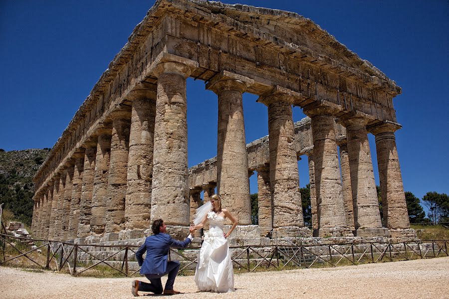 Wedding photographer Alberto Agrusa (agrusa). Photo of 28 January 2014