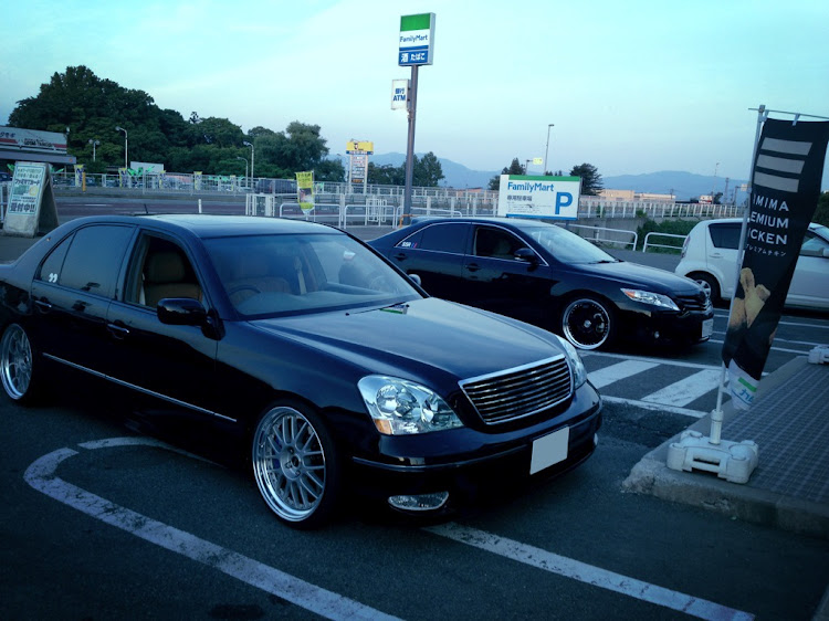 セルシオのTOYOTAに関するカスタム事例の投稿画像1枚目