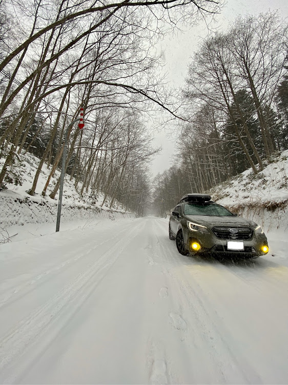 レガシィ アウトバックの冬仕様・スノーボード・初滑りに行ってきた・雪景色に関するカスタム事例の投稿画像2枚目