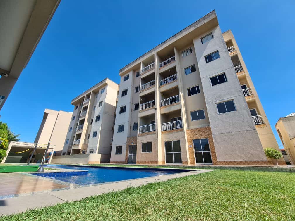 Apartamentos à venda Serrinha