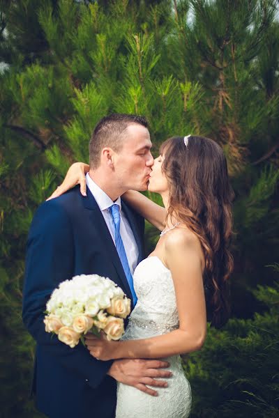 結婚式の写真家Ilya Severov (ilyaseverov)。2016 3月24日の写真