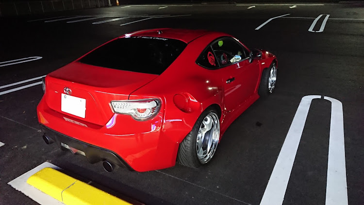 86の喧嘩・愚痴に関するカスタム事例の投稿画像1枚目