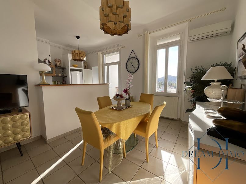 Vente appartement 3 pièces 57 m² à Hyeres (83400), 250 000 €