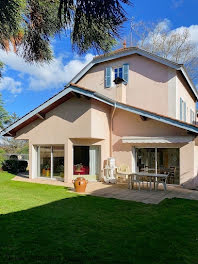 maison à Bourg-en-Bresse (01)