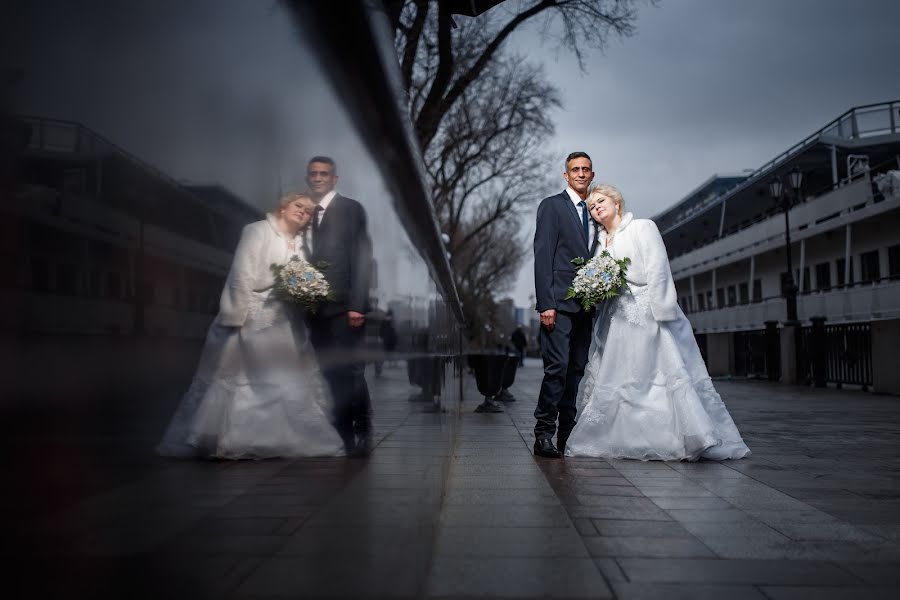 Fotografo di matrimoni Arnold Vert (arnold). Foto del 18 aprile 2017