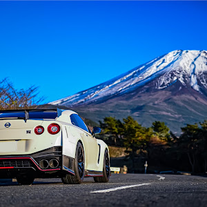 NISSAN GT-R R35