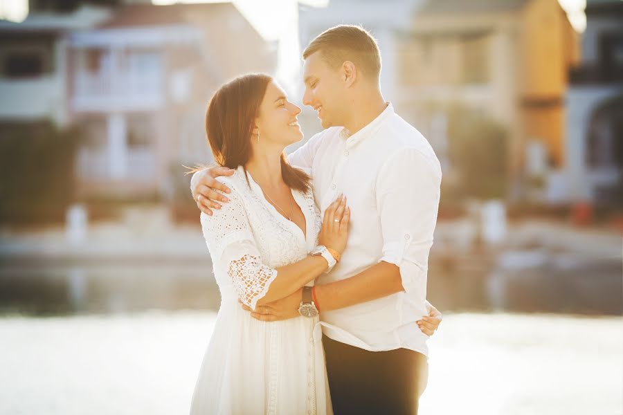 Fotógrafo de casamento Oxana Oliferovskaya (oliferovskaya). Foto de 31 de agosto 2022