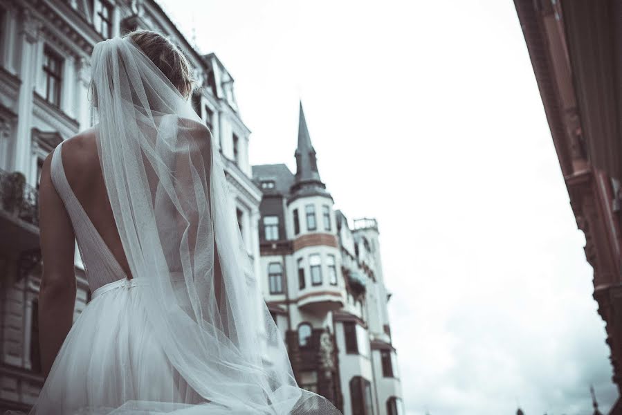 Fotógrafo de casamento Slava Shpeer (slavaspeer). Foto de 17 de fevereiro 2019