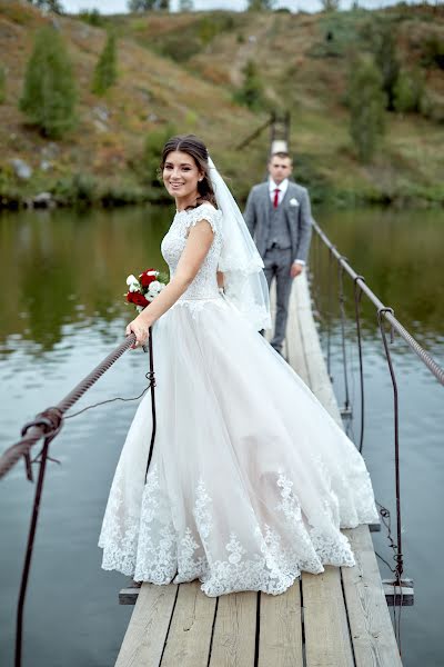 Wedding photographer Vladimir Mylnikov (mylnikov). Photo of 31 August 2021