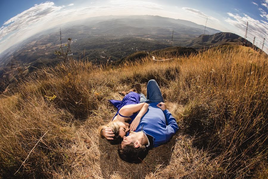 Wedding photographer Christian Oliveira (christianolivei). Photo of 20 September 2017