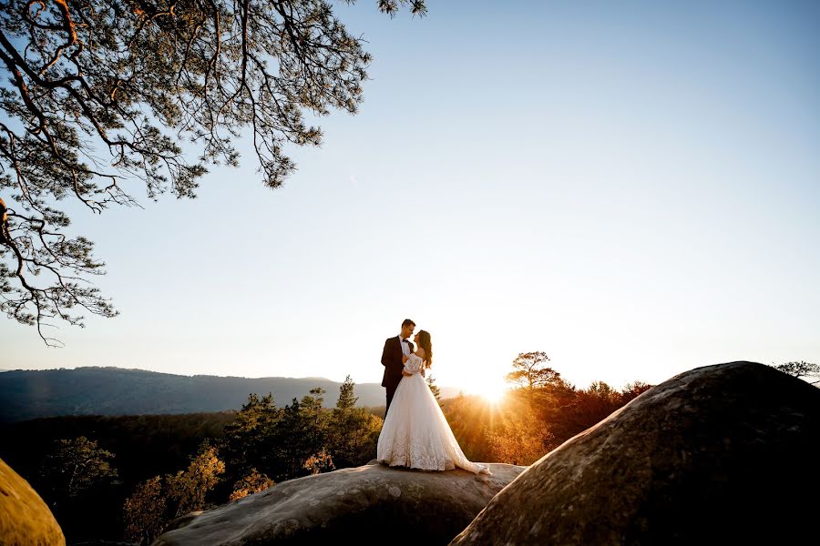 Fotógrafo de casamento Andrey Opir (bigfan). Foto de 18 de dezembro 2018