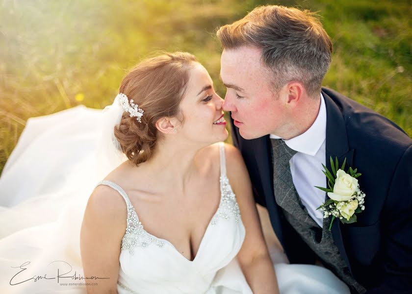 Wedding photographer Esmé Robinson (esmeandcamera). Photo of 2 July 2019