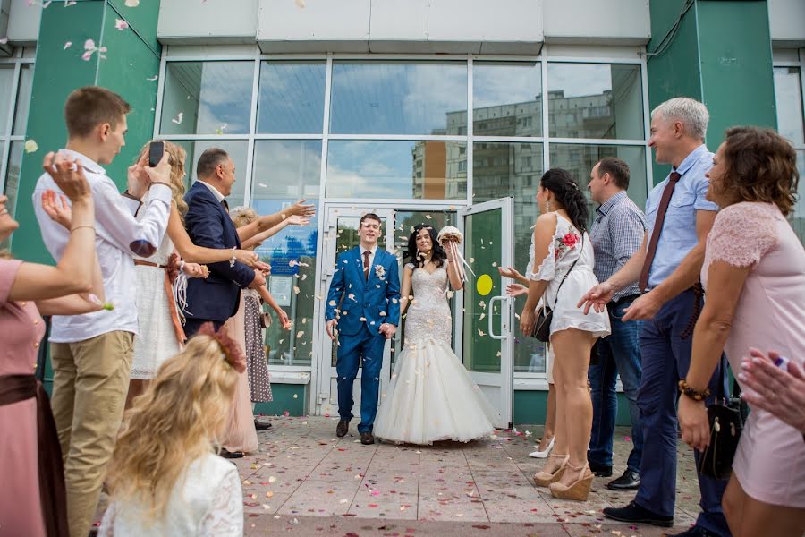 Fotógrafo de casamento Kseniya Khasanova (ksukhasanova). Foto de 3 de agosto 2018