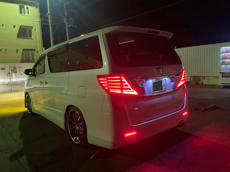 アルファードの納車しました。に関するカスタム事例の投稿画像2枚目