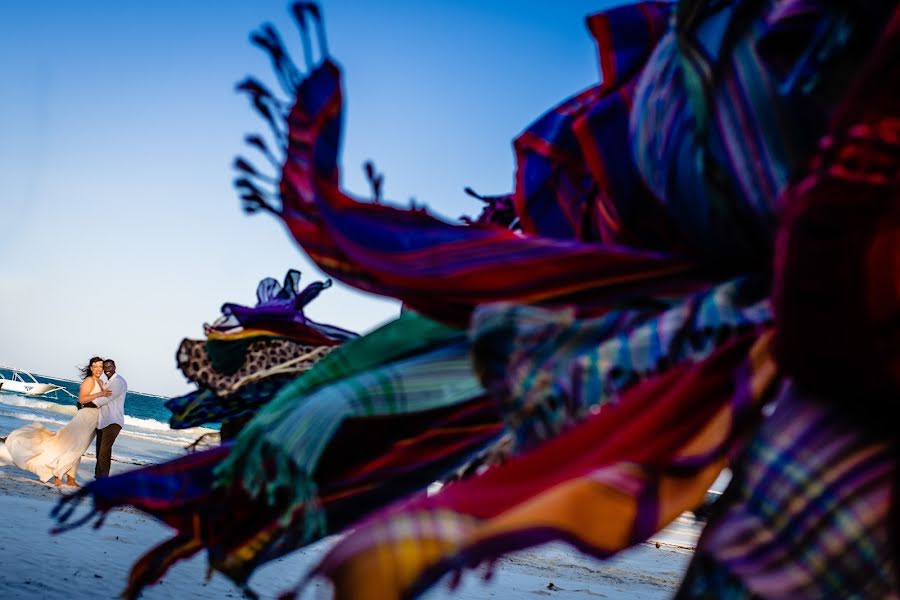 Fotógrafo de casamento Timothy Katua (katua). Foto de 13 de agosto 2019