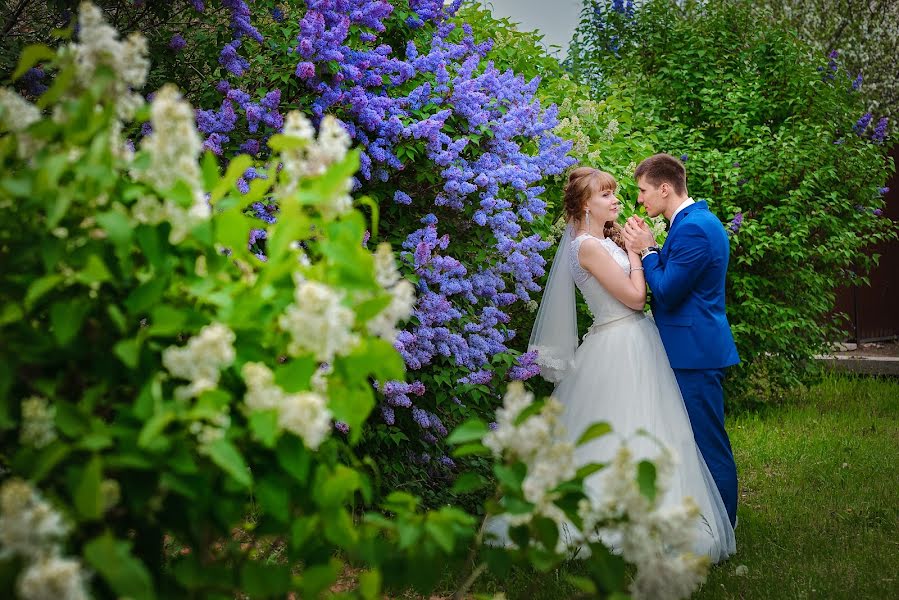 Wedding photographer Elena Raevskaya (leonflo). Photo of 16 May 2016