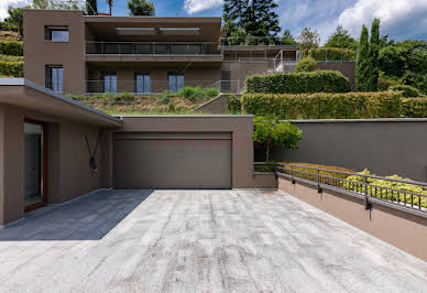 Villa with garden and terrace 5