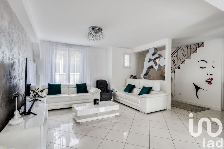 Vente maison 10 pièces 194 m² à Quincy-Voisins (77860), 598 000 €