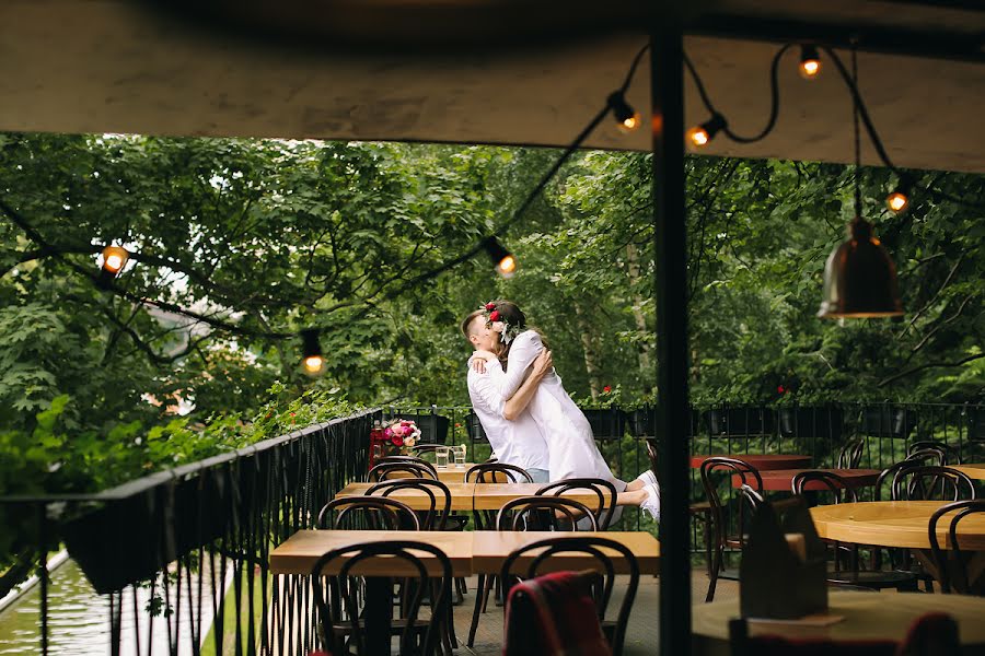 Photographe de mariage Aleksey Chizhik (someonesvoice). Photo du 28 octobre 2016