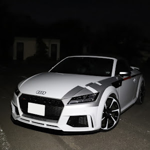 TT RS クーペ