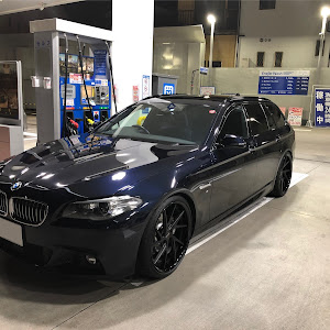 523i Touring M-Sport