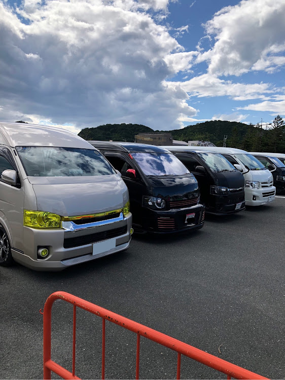 ハイエースワゴンのラグーナオフ会・フォロワーさんに感謝・TEAM Excitación・新yuki ACE納車予定に関するカスタム事例の投稿画像2枚目