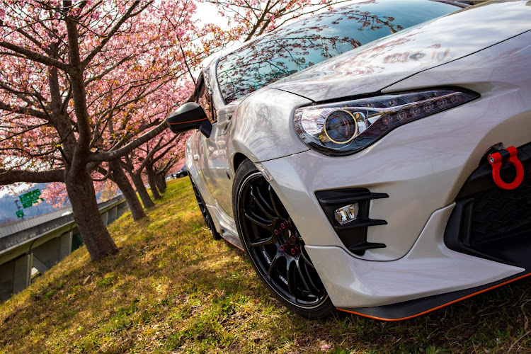 86の86BRZ・86BRZオーナーさんと繋がりたい・車が好きな人と繋がりたいに関するカスタム事例の投稿画像1枚目