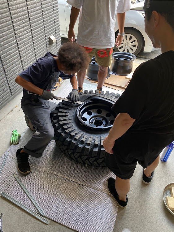 ナビゲーターのトレパドール・アメリカンレーシング・アストロプロダクツ・手組み・37×12.5R16に関するカスタム事例の投稿画像5枚目