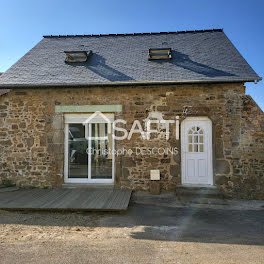 maison à La Haie-Traversaine (53)