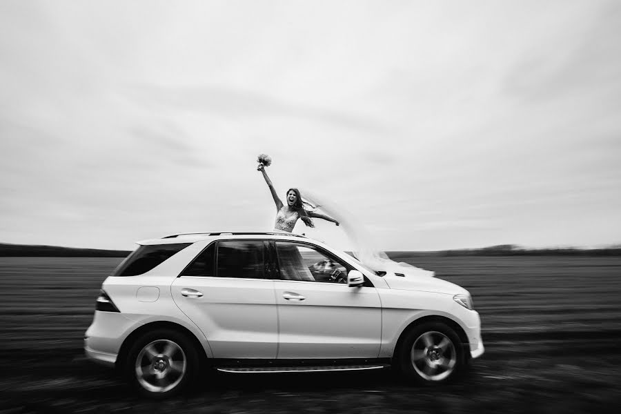 Fotograf ślubny Evgeniya Rossinskaya (evgeniyaross). Zdjęcie z 1 października 2017